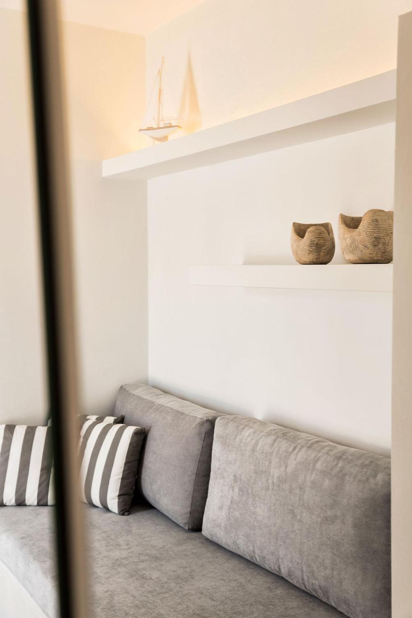 Peven Suites Náousa Eksteriør billede
